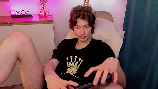  Den1s  online show from February 2026 12:38:02 PM