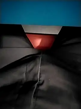 Snapshot of Thanhk77777 chatting on October 2025 10:37:02 AM Thanhk77777 online show from October 2025 10:37:02 AM