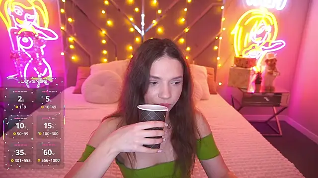 MirielleNymph online show from January 2026 01:48:02 PM