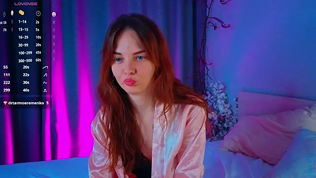 LisaDrake online show from September 2025 07:08:01 PM