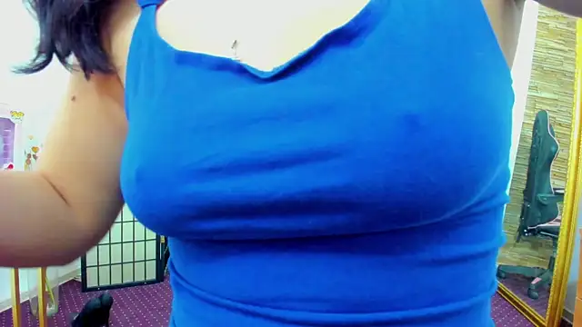 Jelly Bee online show from December 2025 08:26:02 PM