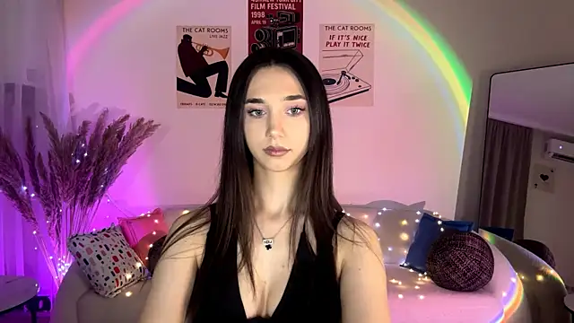 LinaMour online show from July 2026 10:24:02 PM