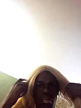 Cocoaversace302 online show from October 2025 09:26:02 PM