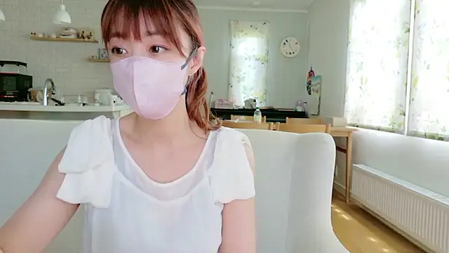 Snapshot of SUZU_1201 chatting on June 2026 02:23:02 AM SUZU 1201 online show from June 2026 02:23:02 AM