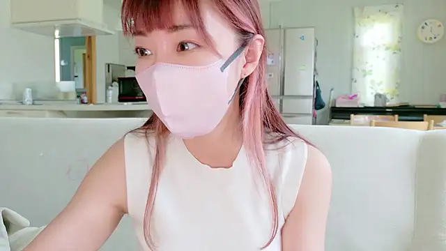 Snapshot of SUZU_1201 chatting on July 2026 03:23:01 AM SUZU 1201 online show from July 2026 03:23:01 AM