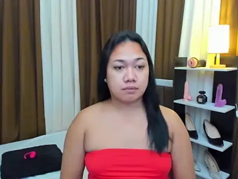 TsUncutKaren online show from October 2025 12:12:02 AM