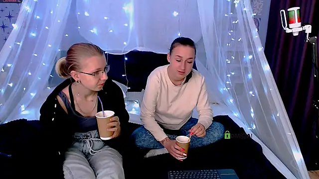 gloria bubble online show from September 2025 05:33:02 AM