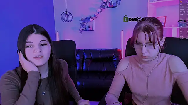 gloria bubble online show from April 2026 07:04:02 PM