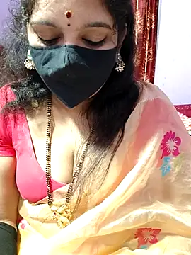 luci-queen online show from September 2025 04:28:01 AM