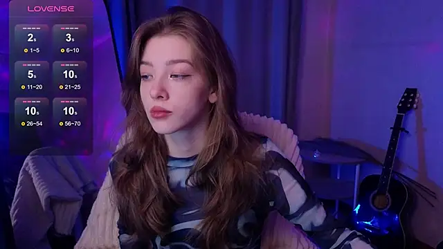 AstraMist online show from November 2025 01:33:02 PM