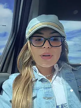 Snapshot of ValeriiGomez chatting on September 2025 02:16:01 PM ValeriiGomez online show from September 2025 02:16:01 PM