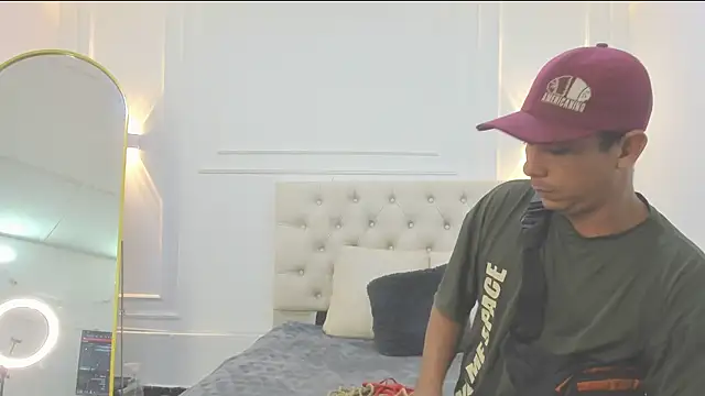 charlotte dante212 online show from April 2026 03:15:01 AM