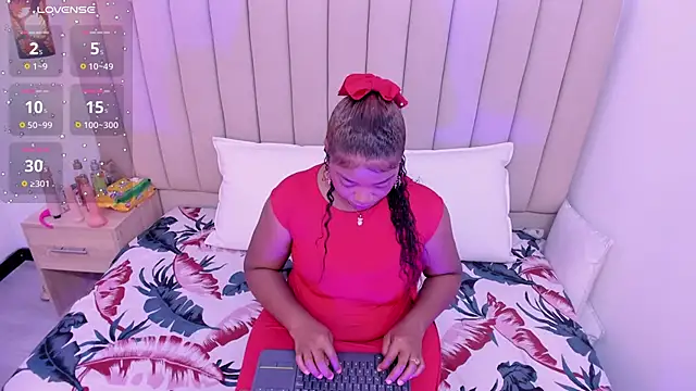 Snapshot of Afrodita_de_amor chatting on October 2025 11:41:02 AM Afrodita de amor online show from October 2025 11:41:02 AM