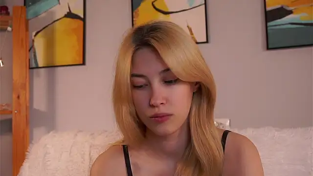 AngelicRice online show from April 2026 01:12:01 PM