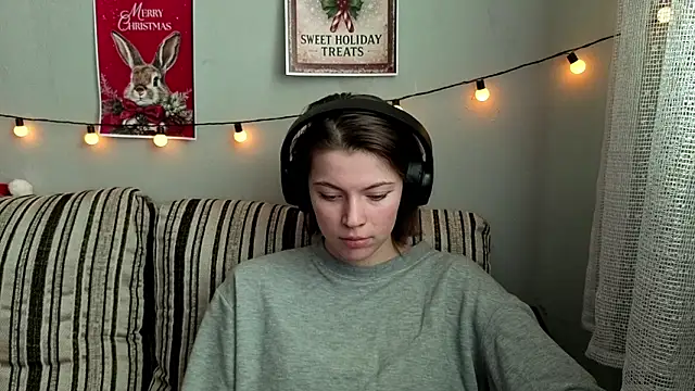 CutieAnny online show from January 2026 07:34:01 AM