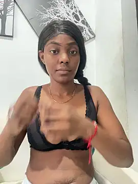 zaracollins01 online show from September 2025 08:23:02 PM