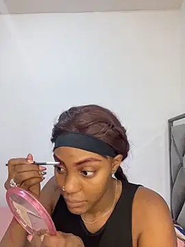 zaracollins01 online show from April 2026 03:15:01 AM