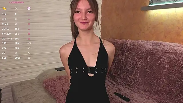 DongMolt online show from October 2025 06:10:01 PM