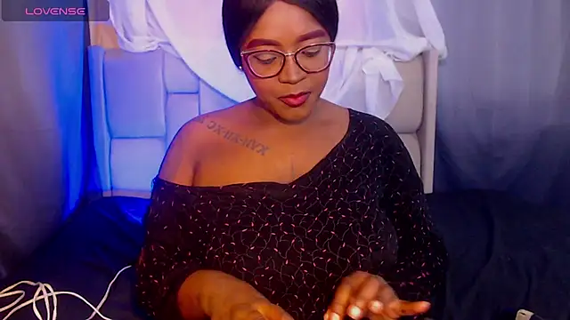 Snapshot of Mimi_Gil chatting on February 2026 01:19:01 PM Mimi Gil online show from February 2026 01:19:01 PM