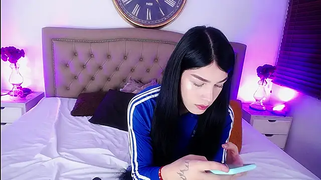 AuroraRicci online show from October 2025 01:07:01 PM