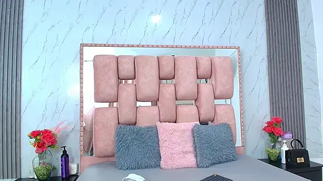 Snapshot of SofiaSommers chatting on October 2025 07:11:02 PM SofiaSommers online show from October 2025 07:11:02 PM