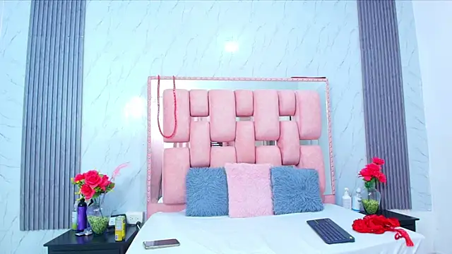 Snapshot of SofiaSommers chatting on November 2025 07:13:01 PM SofiaSommers online show from November 2025 07:13:01 PM