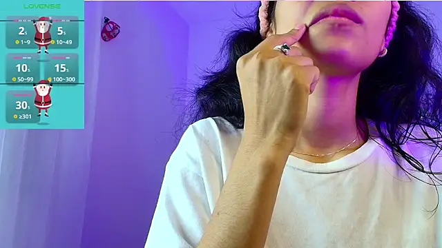 emycarver09 online show from January 2026 11:15:02 AM