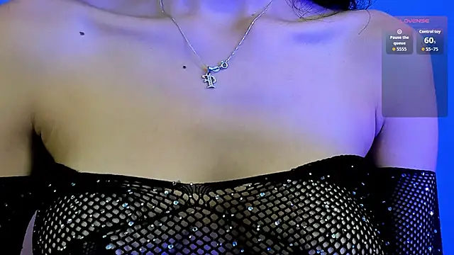 emycarver09 online show from February 2026 10:52:02 AM