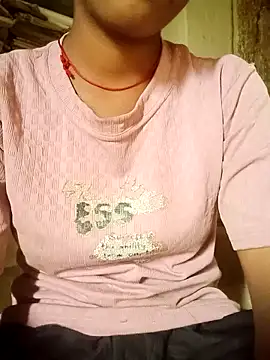 Snapshot of Pari_queen_44 chatting on October 2025 07:45:02 AM Pari queen 44 online show from October 2025 07:45:02 AM