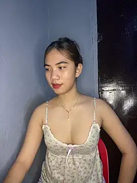 Snapshot of Shy_SexyLady chatting on April 2026 02:22:02 PM Shy SexyLady online show from April 2026 02:22:02 PM
