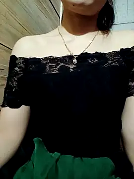 LucyyLy online show from September 2025 11:28:02 PM