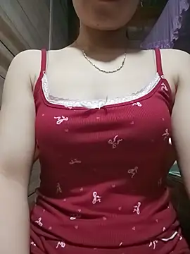 Snapshot of LucyyLy chatting on June 2026 10:52:01 PM LucyyLy online show from June 2026 10:52:01 PM