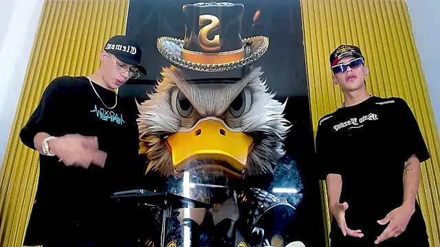 Dante Brown1  online show from October 2025 09:04:01 PM