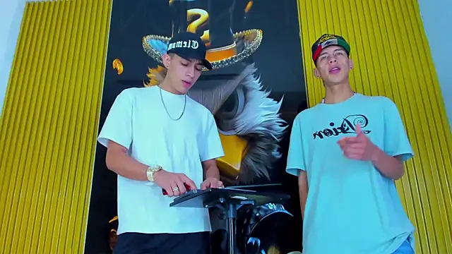 Dante Brown1  online show from October 2025 09:26:02 PM