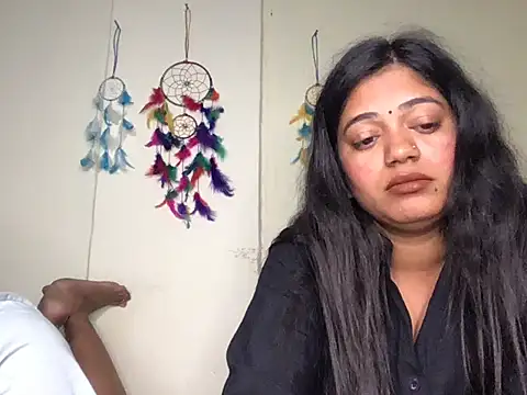 Snapshot of HoleyCoupon chatting on January 2026 06:22:02 PM HoleyCoupon online show from January 2026 06:22:02 PM