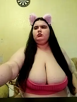 Vllada Brattz online show from February 2026 01:16:01 PM