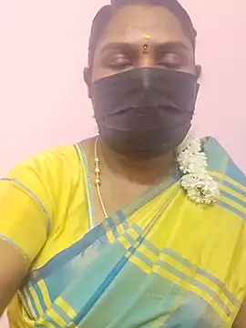 Snapshot of Tamil_Azhaghi25 chatting on September 2025 05:02:01 PM Tamil Azhaghi25 online show from September 2025 05:02:01 PM