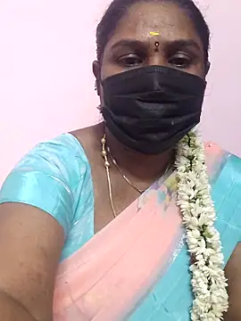 Snapshot of Tamil_Azhaghi25 chatting on September 2025 04:42:01 PM Tamil Azhaghi25 online show from September 2025 04:42:01 PM