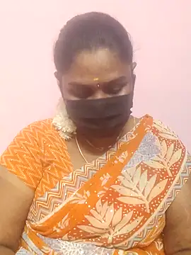 Snapshot of Tamil_Azhaghi25 chatting on September 2025 04:43:02 PM Tamil Azhaghi25 online show from September 2025 04:43:02 PM