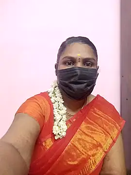 Snapshot of Tamil_Azhaghi25 chatting on September 2025 04:43:01 PM Tamil Azhaghi25 online show from September 2025 04:43:01 PM