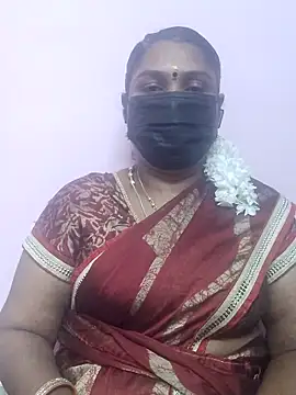Snapshot of Tamil_Azhaghi25 chatting on September 2025 04:33:02 PM Tamil Azhaghi25 online show from September 2025 04:33:02 PM