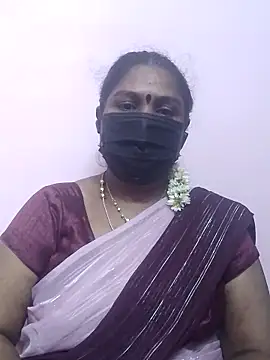 Snapshot of Tamil_Azhaghi25 chatting on September 2025 04:12:01 PM Tamil Azhaghi25 online show from September 2025 04:12:01 PM