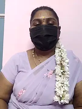 Snapshot of Tamil_Azhaghi25 chatting on September 2025 04:45:02 PM Tamil Azhaghi25 online show from September 2025 04:45:02 PM