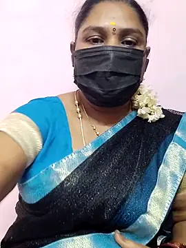 Snapshot of Tamil_Azhaghi25 chatting on October 2025 05:53:02 PM Tamil Azhaghi25 online show from October 2025 05:53:02 PM