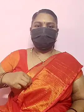 Snapshot of Tamil_Azhaghi25 chatting on October 2025 05:44:01 PM Tamil Azhaghi25 online show from October 2025 05:44:01 PM