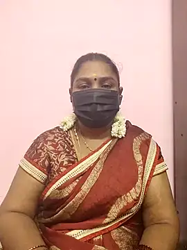 Snapshot of Tamil_Azhaghi25 chatting on October 2025 04:37:02 PM Tamil Azhaghi25 online show from October 2025 04:37:02 PM