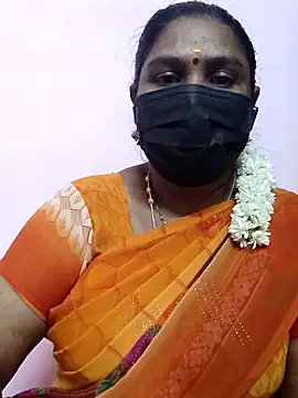 Snapshot of Tamil_Azhaghi25 chatting on October 2025 05:24:02 PM Tamil Azhaghi25 online show from October 2025 05:24:02 PM