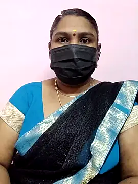 Snapshot of Tamil_Azhaghi25 chatting on October 2025 04:53:02 PM Tamil Azhaghi25 online show from October 2025 04:53:02 PM