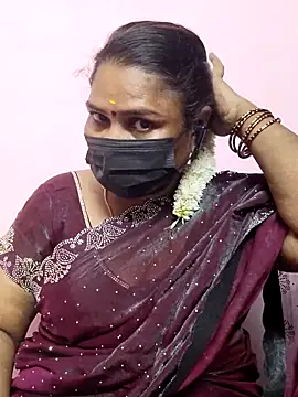 Snapshot of Tamil_Azhaghi25 chatting on October 2025 05:13:01 PM Tamil Azhaghi25 online show from October 2025 05:13:01 PM