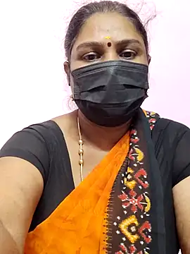 Snapshot of Tamil_Azhaghi25 chatting on October 2025 05:24:02 PM Tamil Azhaghi25 online show from October 2025 05:24:02 PM